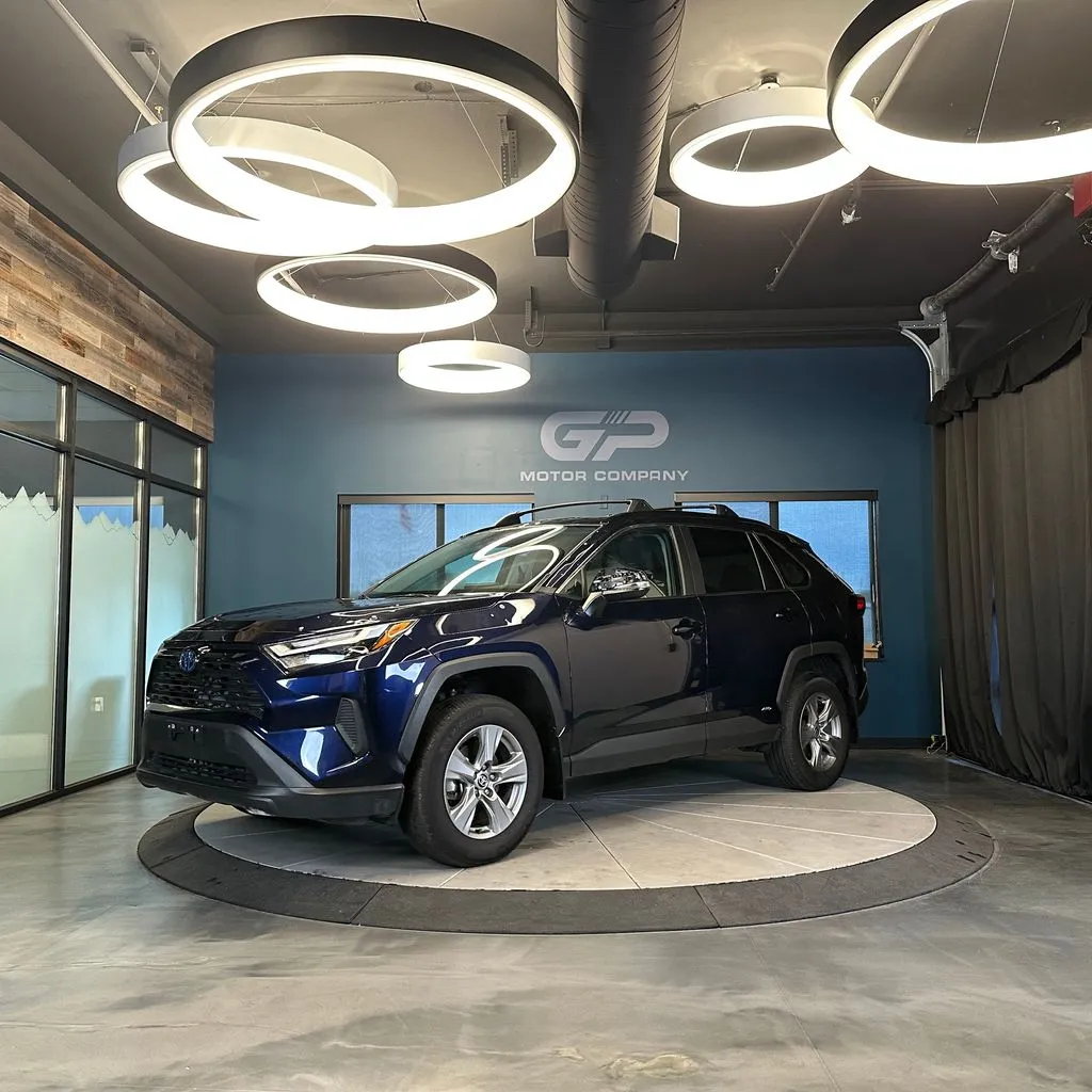 Toyota RAV4 photo 7
