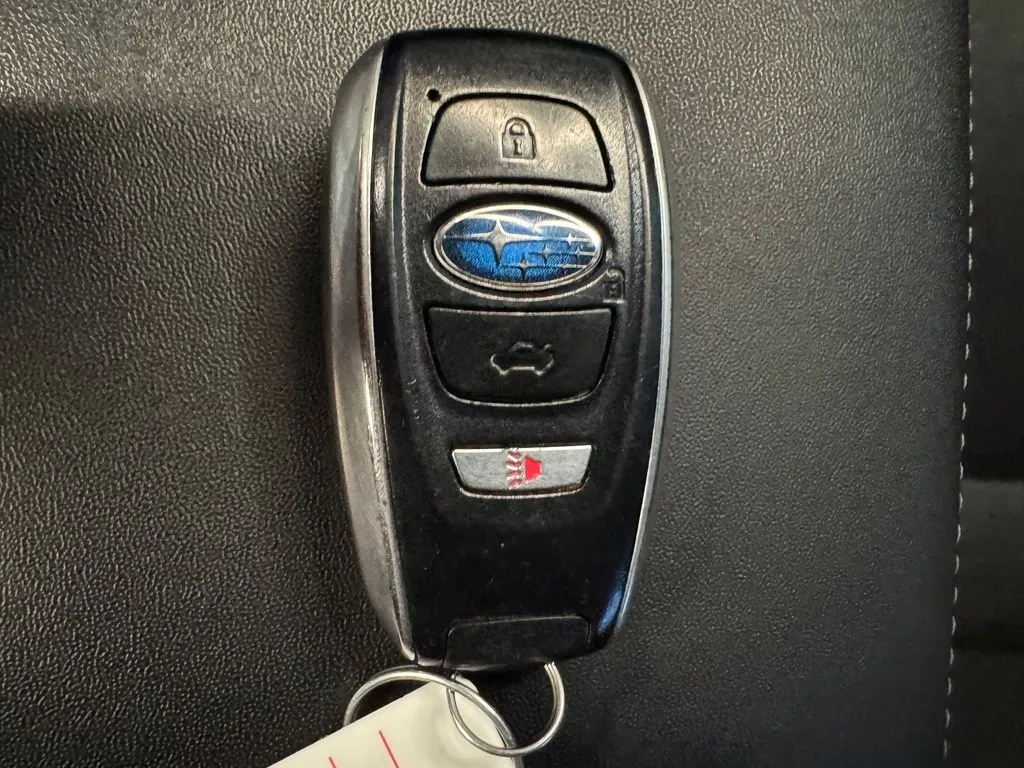 Subaru Legacy photo 17