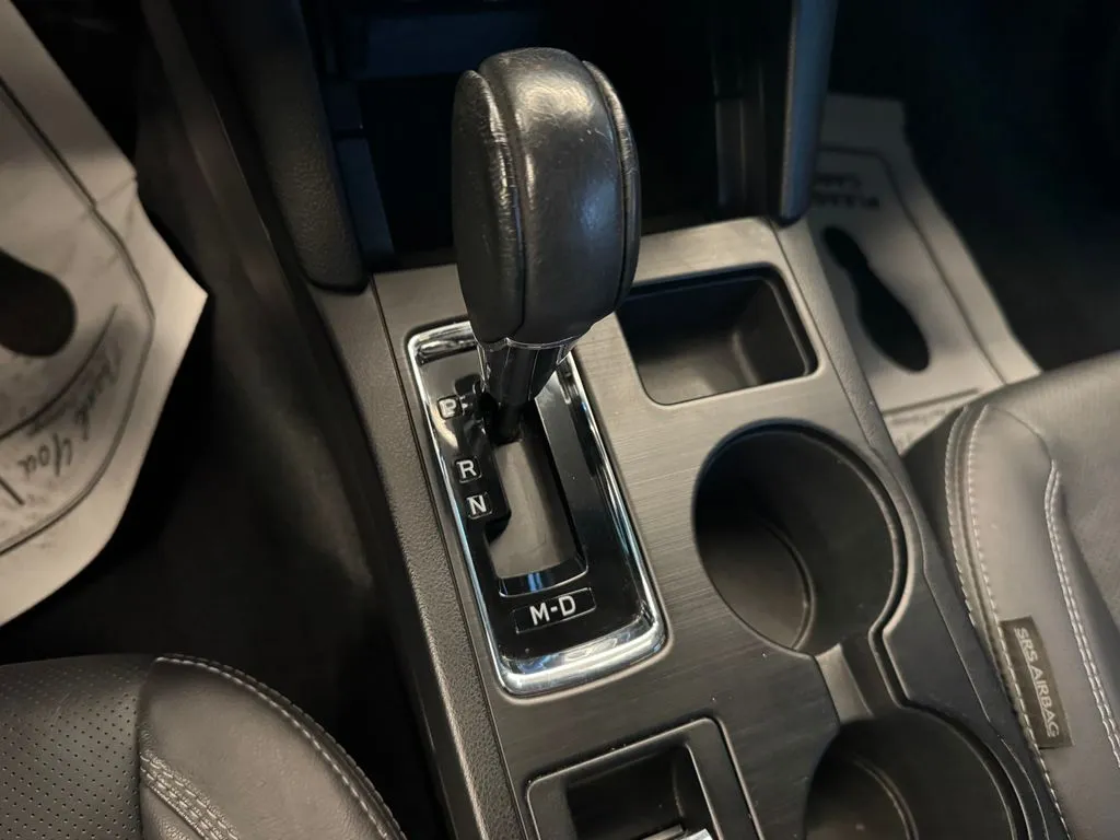 Subaru Legacy photo 16
