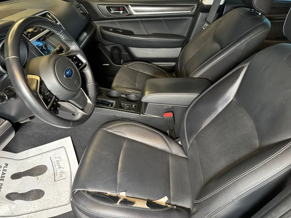 Subaru Legacy photo 20