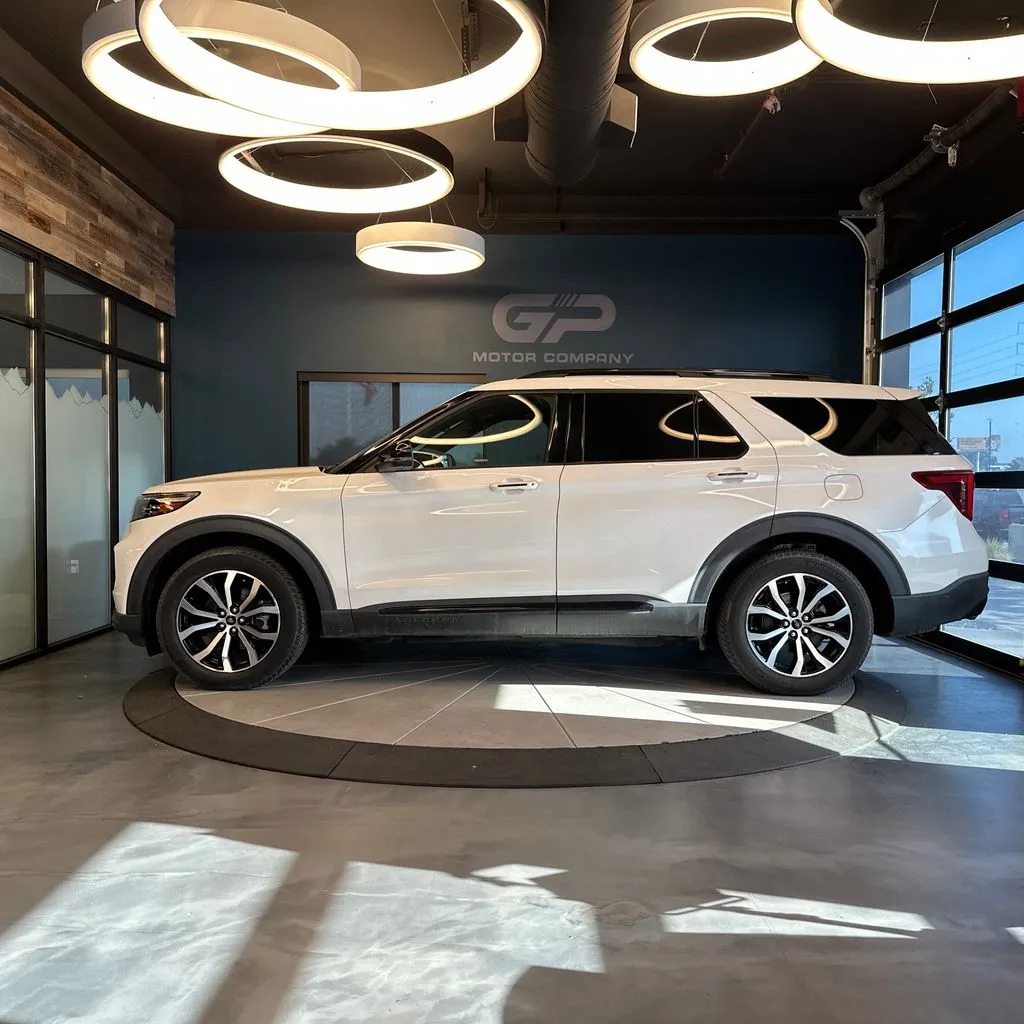 Ford Explorer photo 6