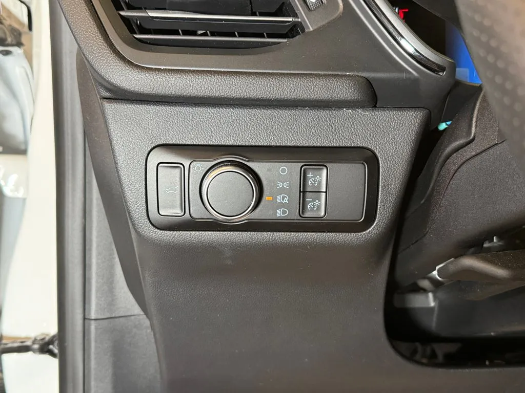 Ford Escape photo 18