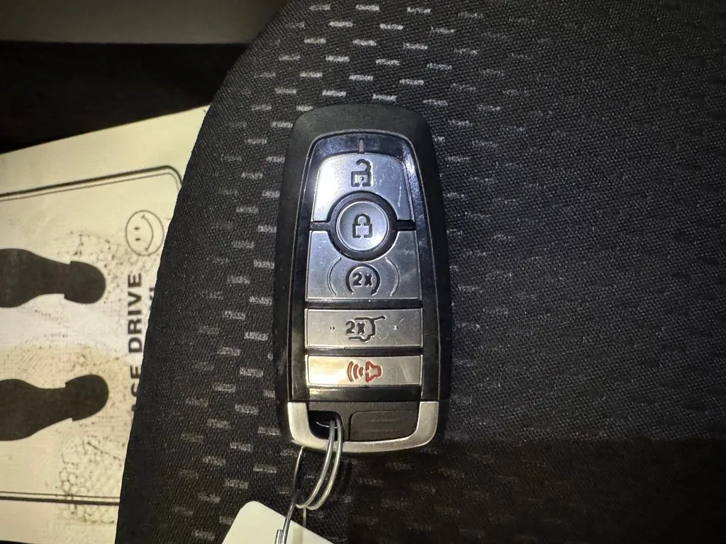 Ford Escape photo 17