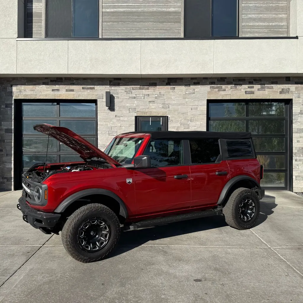 Ford Bronco photo 23