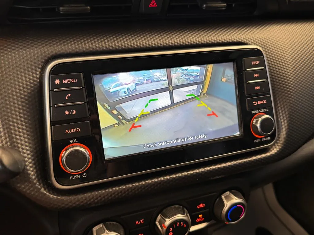 Nissan Kicks photo 14