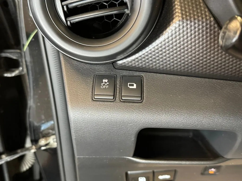 Nissan Kicks photo 18