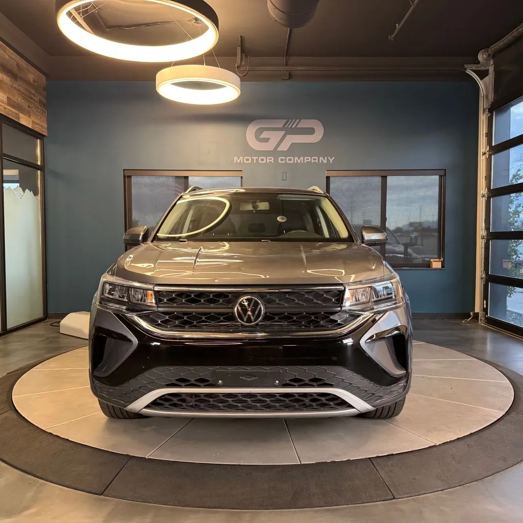 Volkswagen Taos photo 8