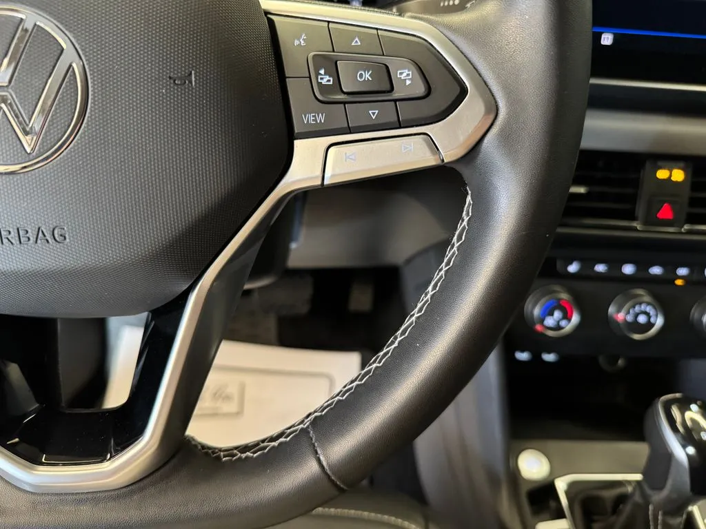 Volkswagen Taos photo 12