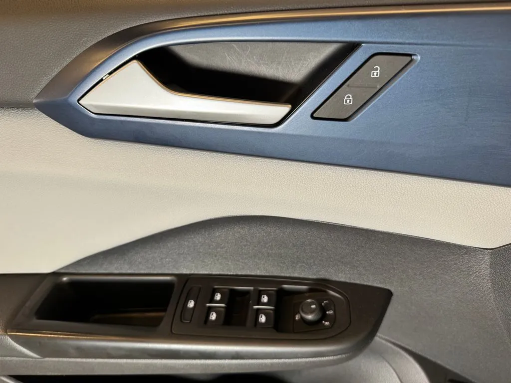 Volkswagen Taos photo 19