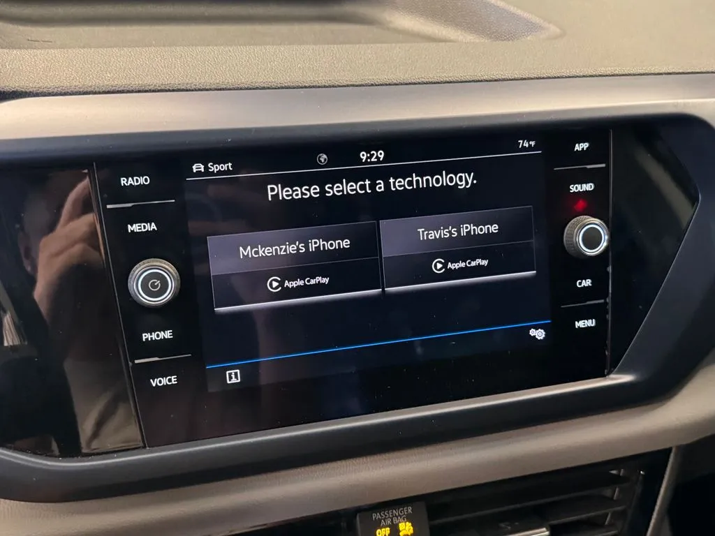 Volkswagen Taos photo 13