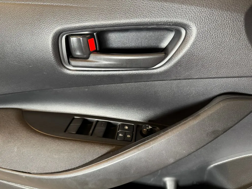 Toyota Corolla photo 19