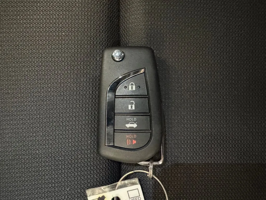 Toyota Corolla photo 17