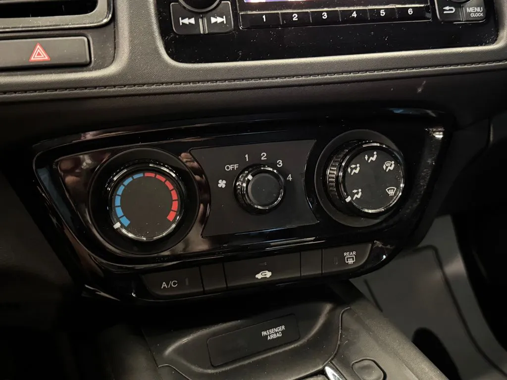 Honda HR-V photo 15