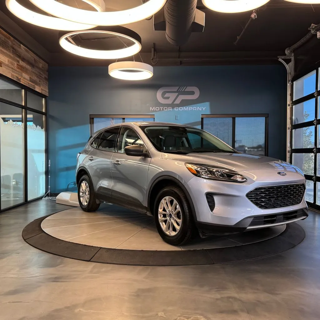 Silver 2022 Ford Escape SE for sale in Kaysville, UT