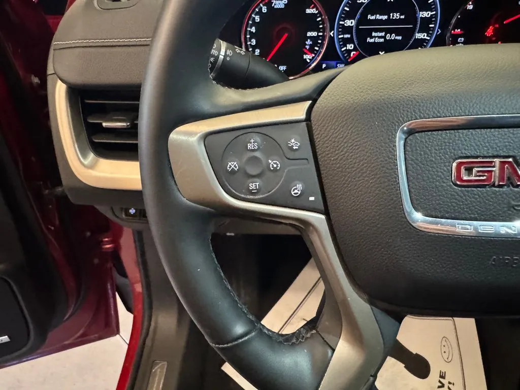 GMC Terrain photo 11