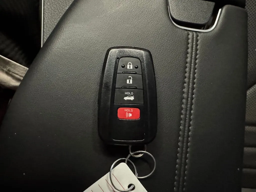 Toyota Avalon photo 17