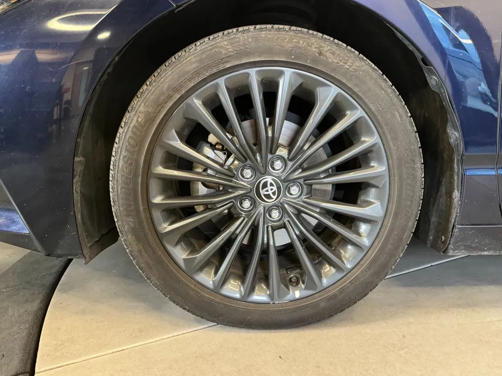 Toyota Avalon photo 26