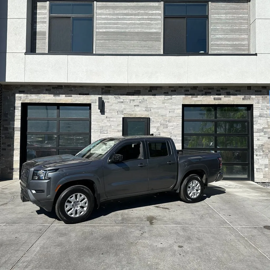 Nissan Frontier photo 7
