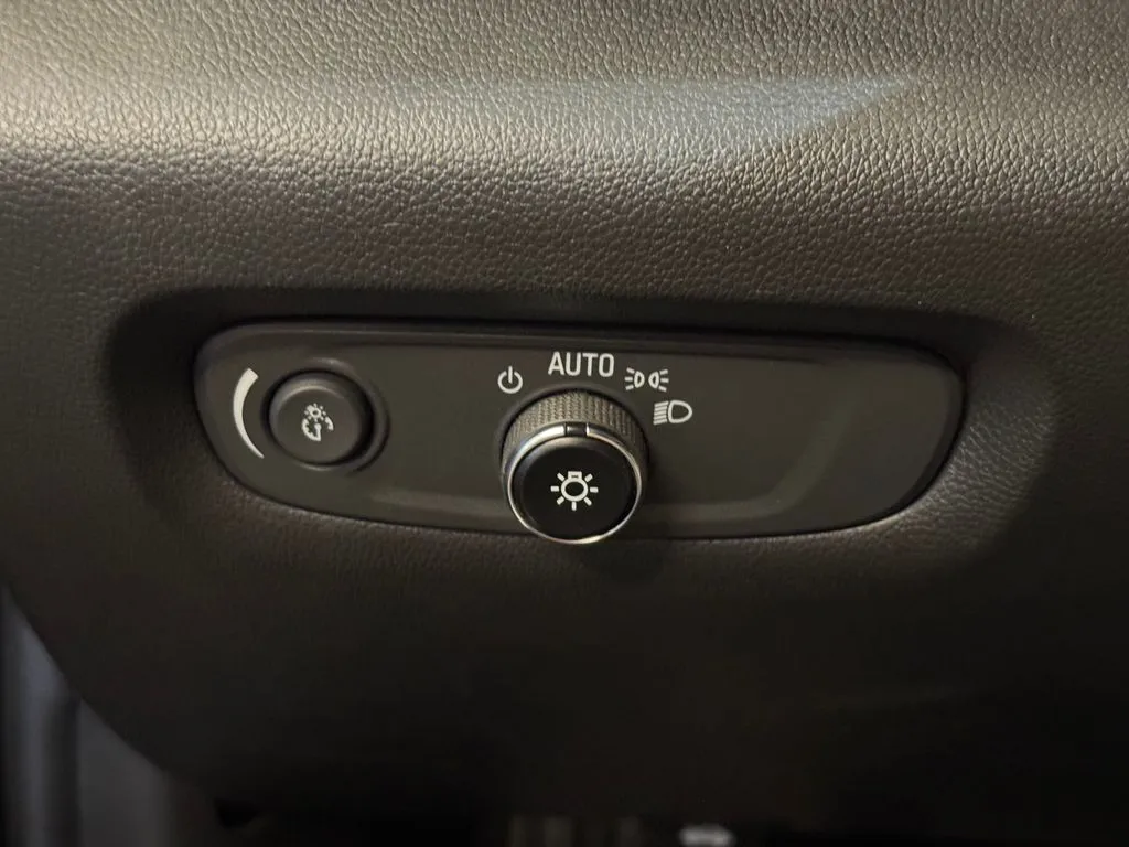 Chevrolet Traverse photo 18