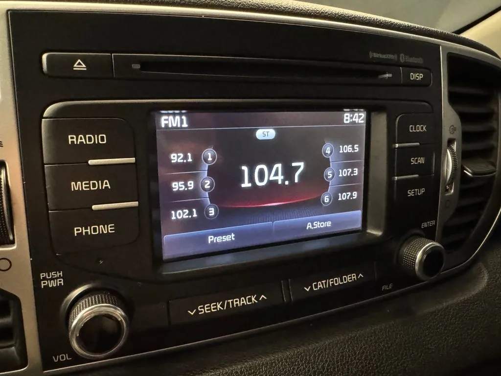 Kia Sportage photo 13