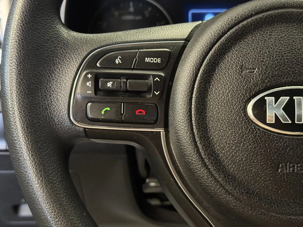 Kia Sportage photo 11