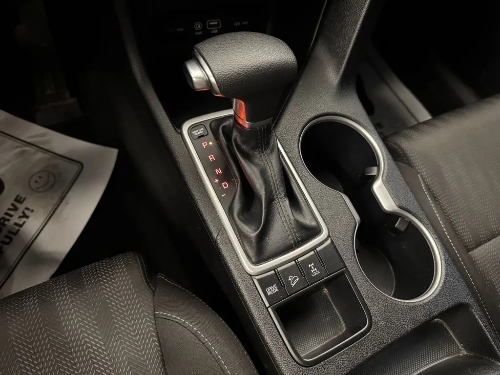 Kia Sportage photo 16