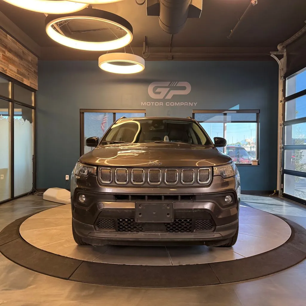 Jeep Compass photo 8