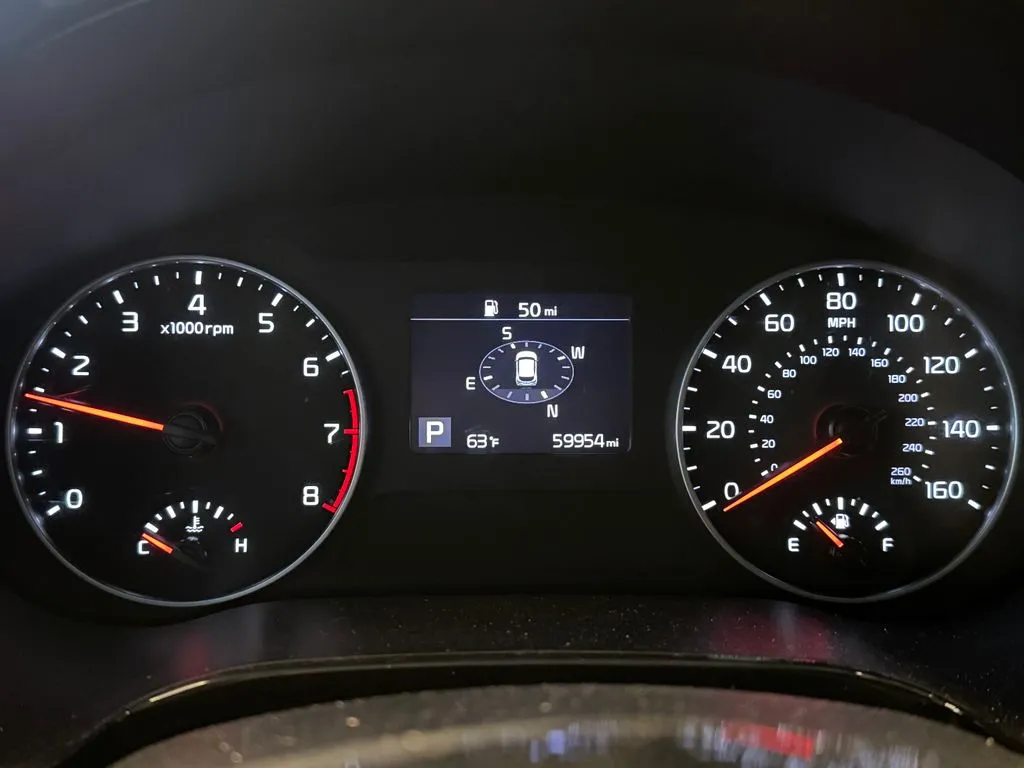 Kia Seltos photo 10