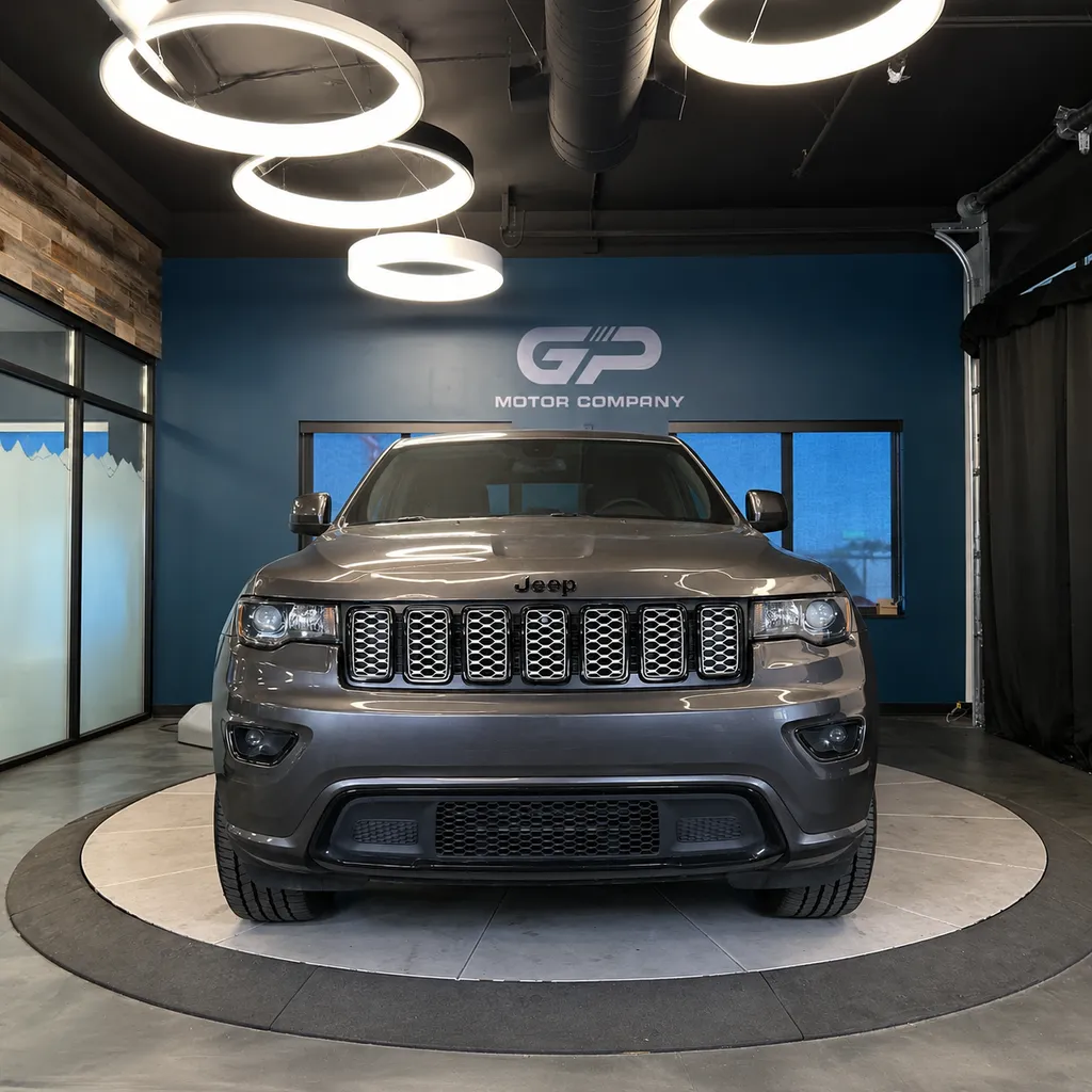 Jeep Grand Cherokee photo 8