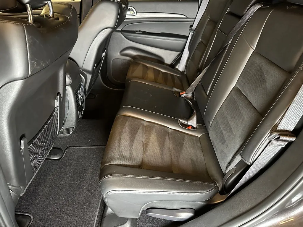 Jeep Grand Cherokee photo 20