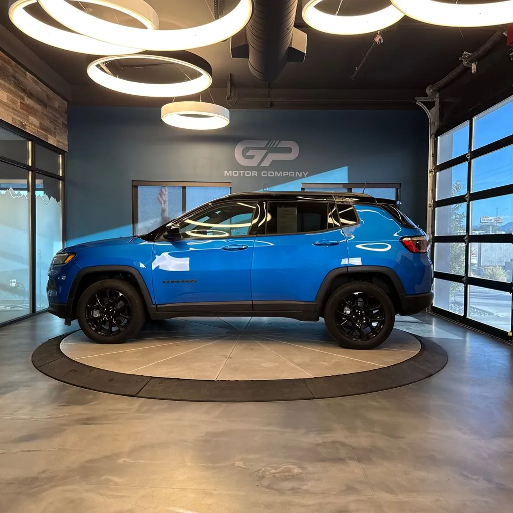 Jeep Compass photo 6