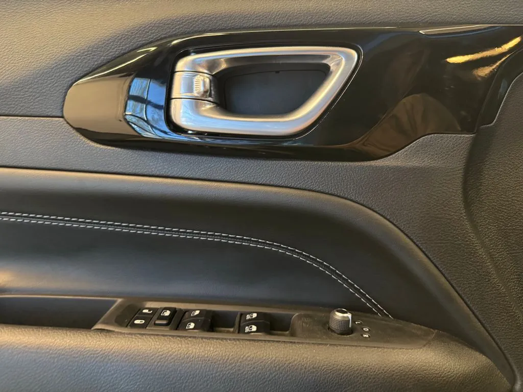 Jeep Compass photo 19
