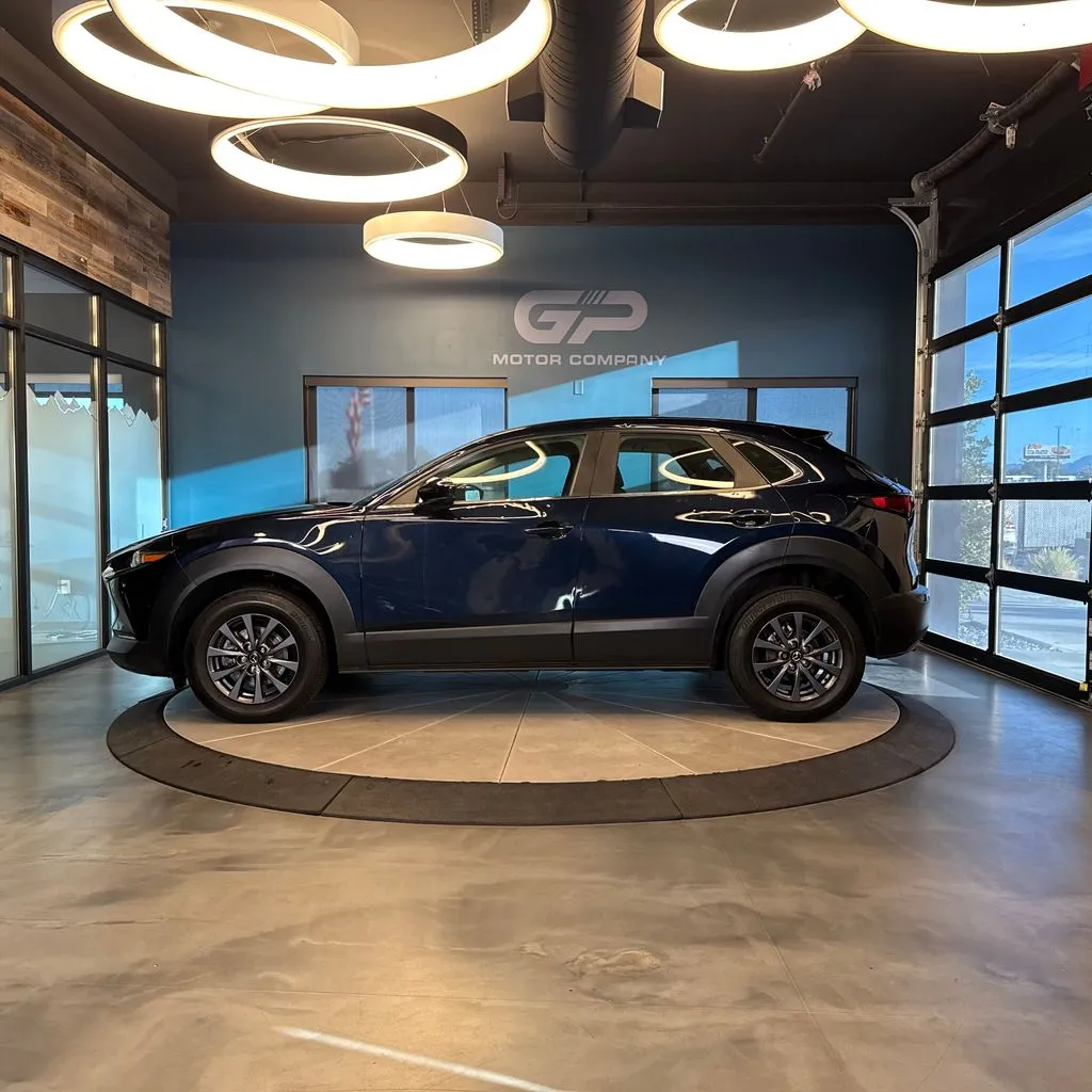 Mazda CX-30 photo 6