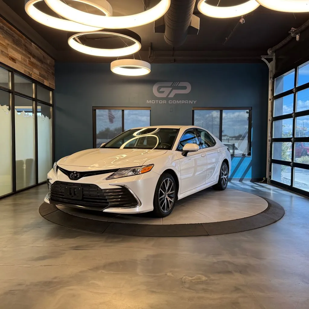 Toyota Camry photo 7