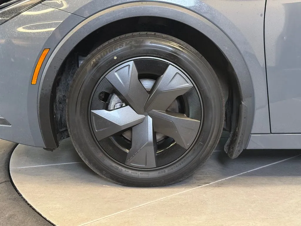 Toyota Prius photo 24