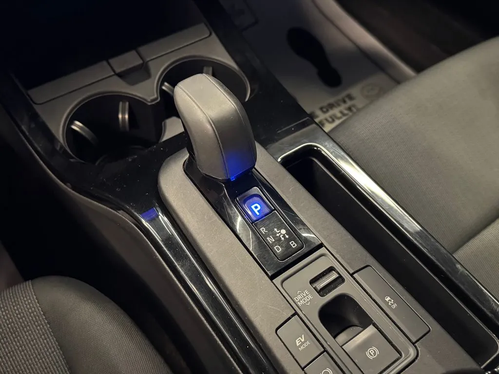 Toyota Prius photo 15