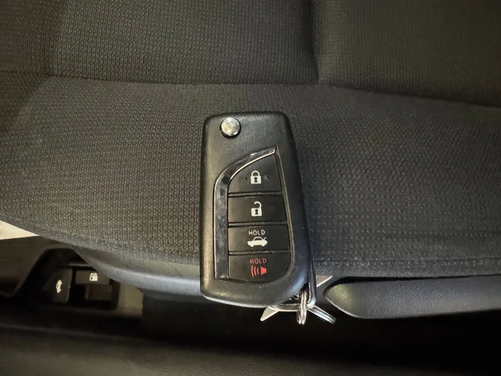 Toyota Corolla photo 17