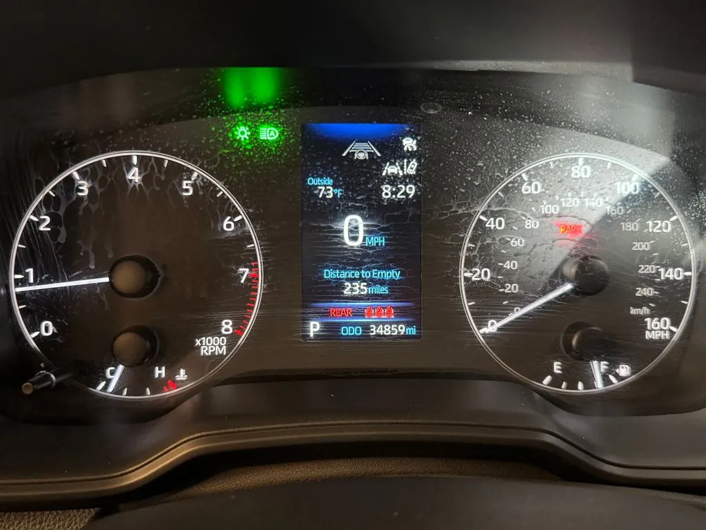 Toyota Corolla photo 10