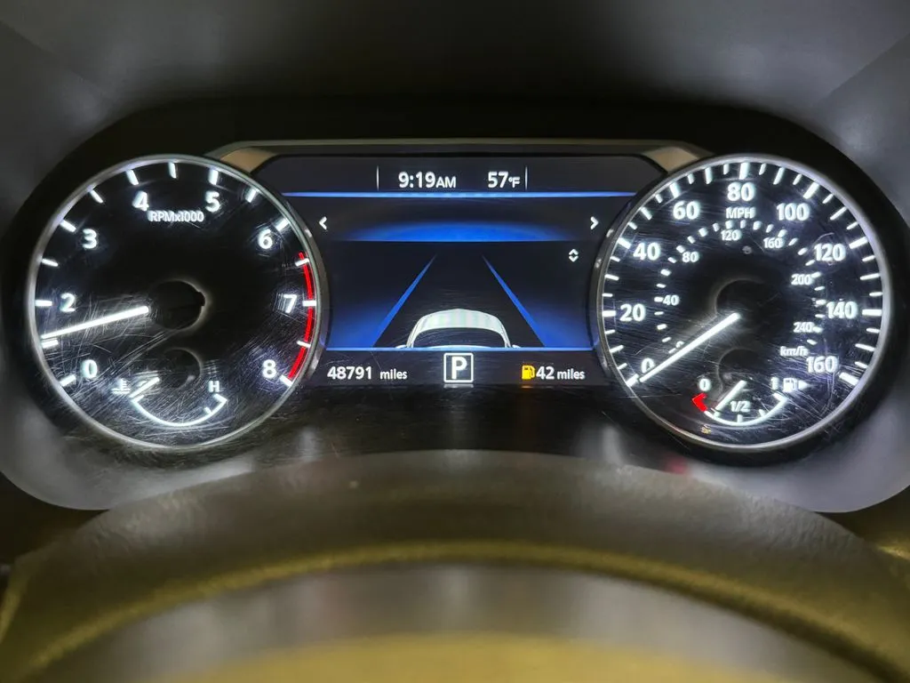Nissan Sentra photo 10