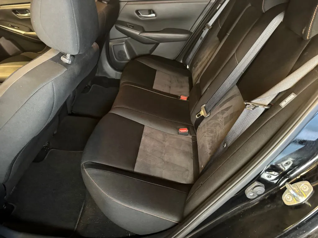 Nissan Sentra photo 20