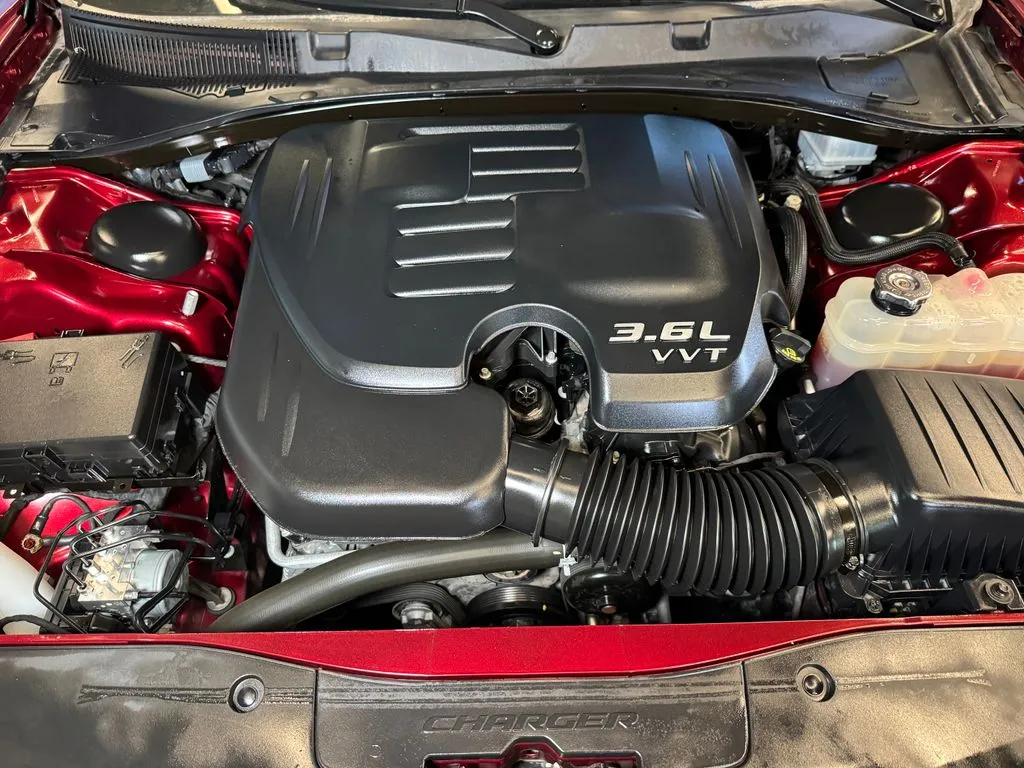 Dodge Charger photo 23
