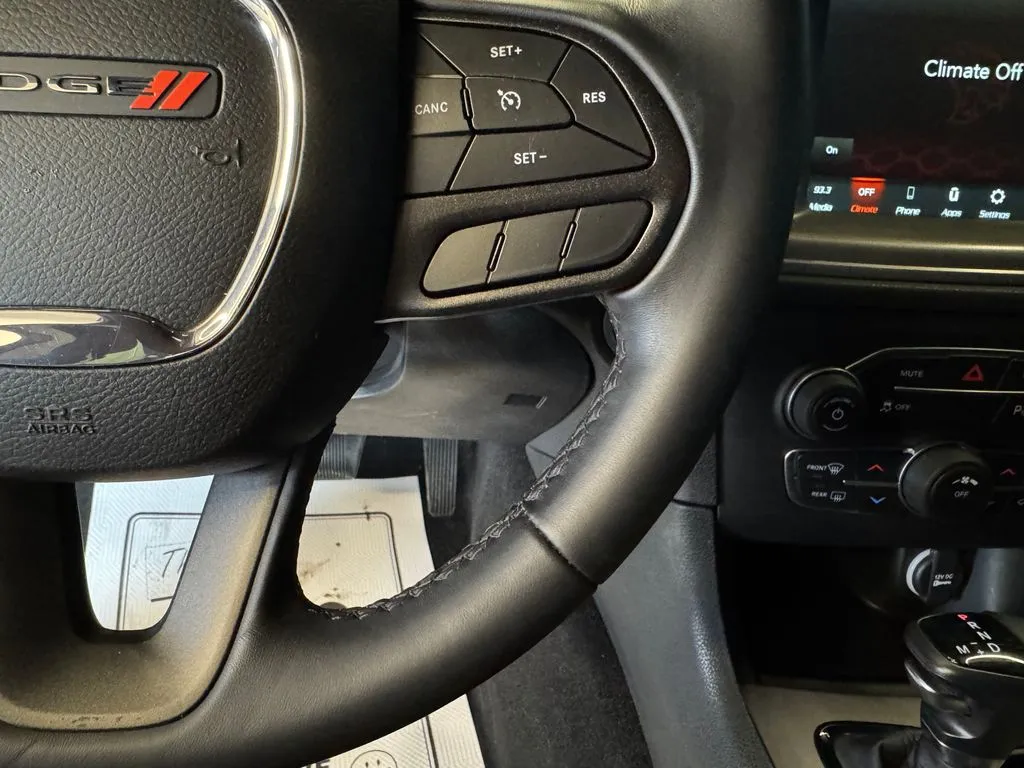 Dodge Charger photo 12