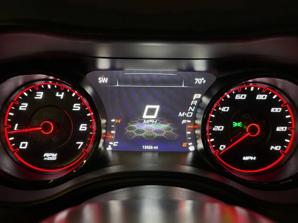 Dodge Charger photo 10