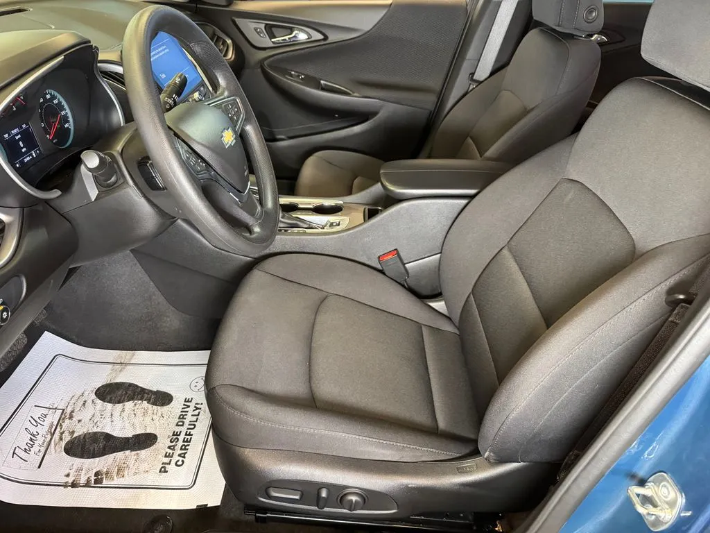 Chevrolet Malibu photo 20