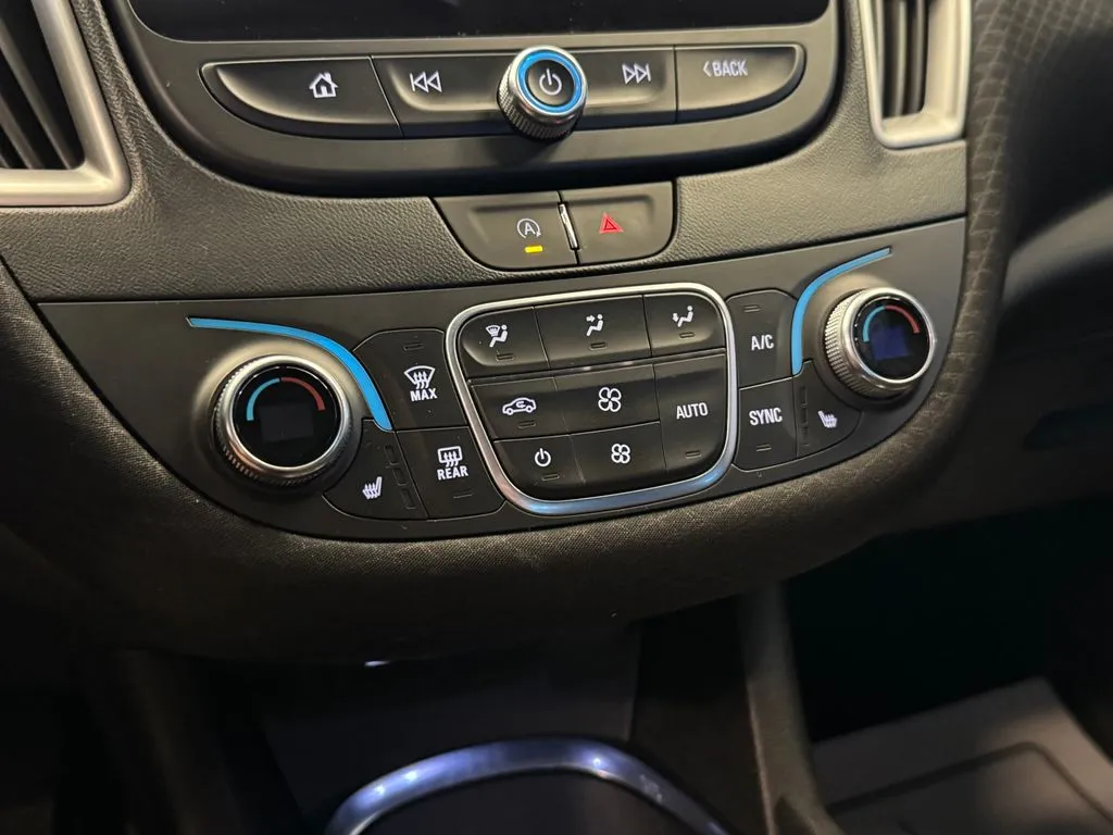 Chevrolet Malibu photo 15
