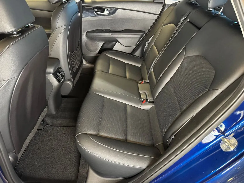 Kia Forte photo 21