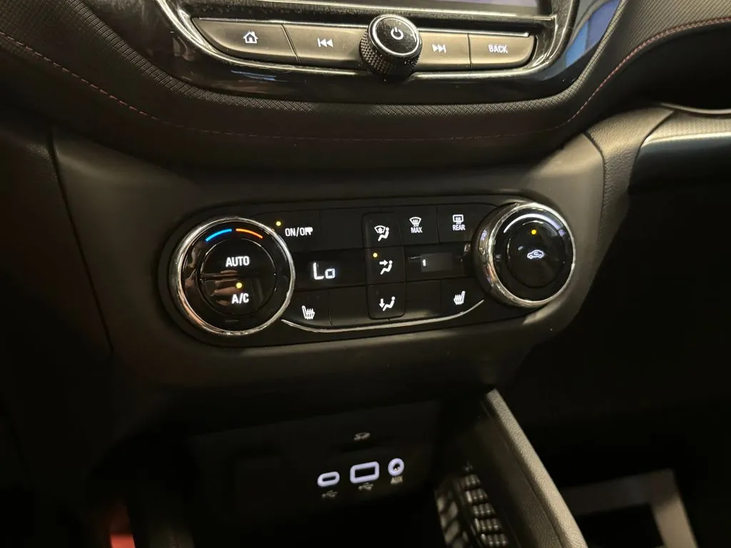 Chevrolet Trailblazer photo 15