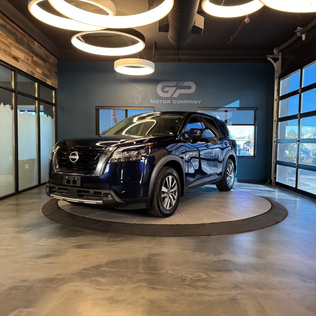 Nissan Pathfinder photo 7