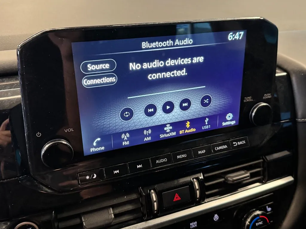 Nissan Pathfinder photo 13