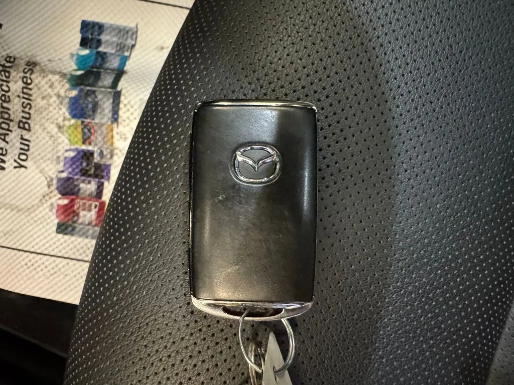 Mazda CX-70 photo 17